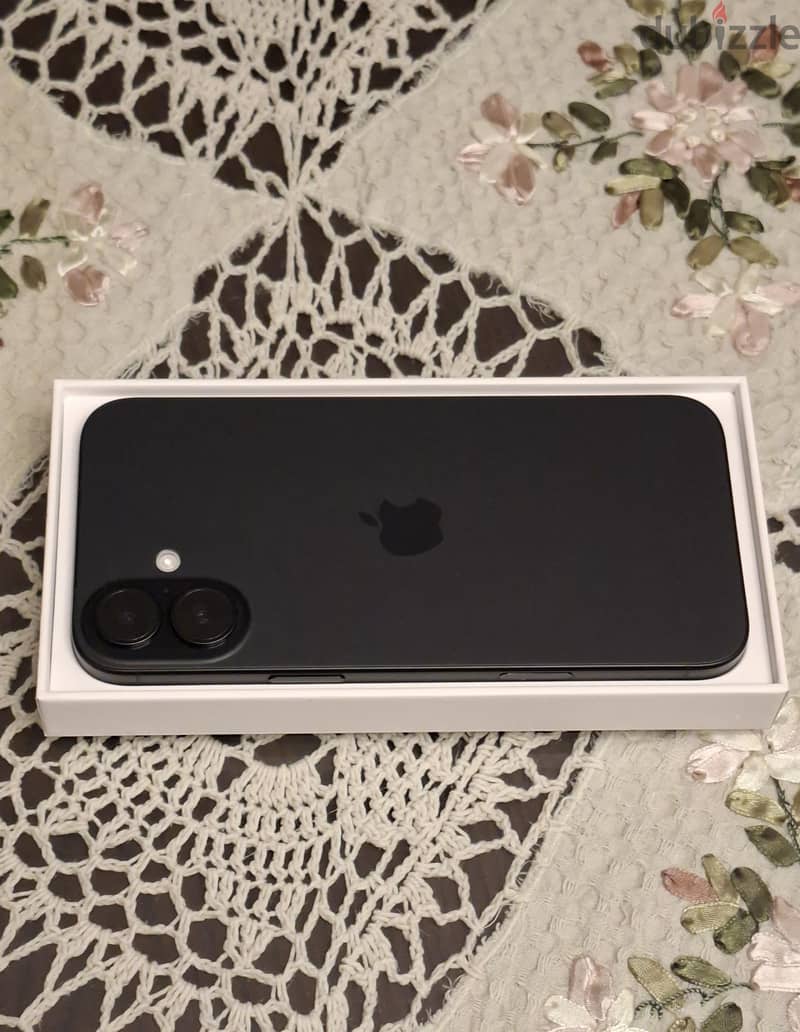 Apple - iPhone 16 Plus 1