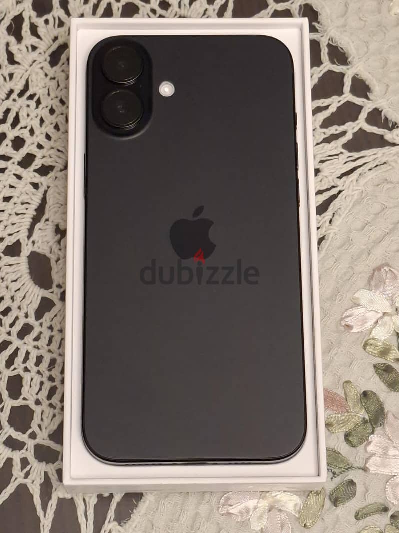 Apple - iPhone 16 Plus 3