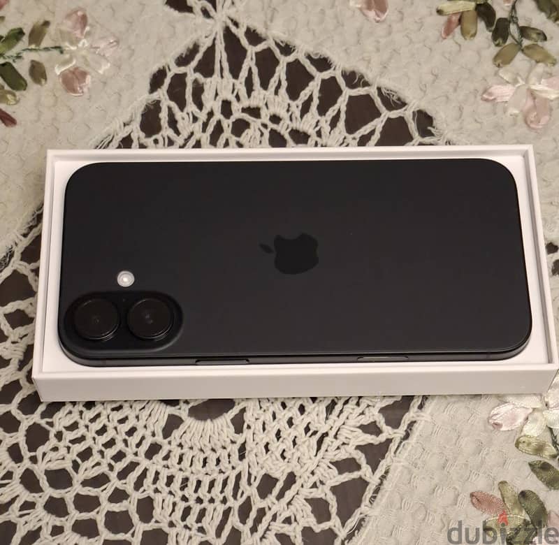 Apple - iPhone 16 Plus 4