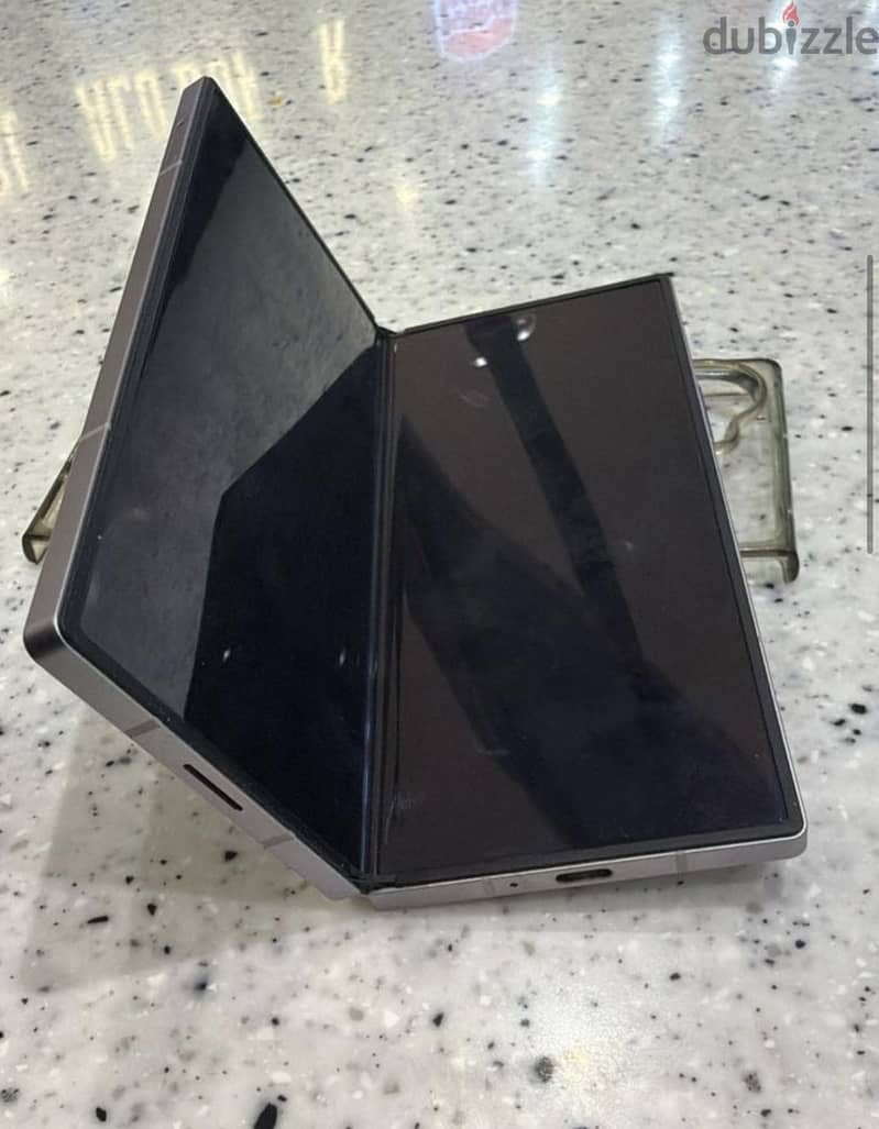 Samsung Z Fold 6 4