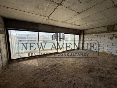 شقه للبيع في ليك فيو ريزيدنس ١   lake view residence 1  استلام فوري بفيو مميز على البحيرة  بحري