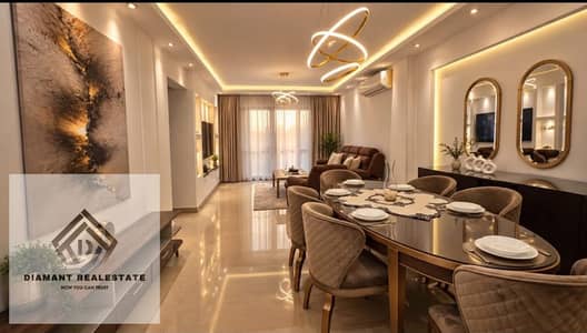 Apartment for sale, 4 rooms, immediate delivery, luxurious finishing in Garden City (New Zamalek), installment over 15 years, minutes from the iconic tower and the Mosque of Egypt