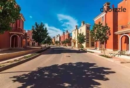 فيلا تاون هاوس للايجار كمبوند نيوم اكتوبر اول سكن سعر ممتاز