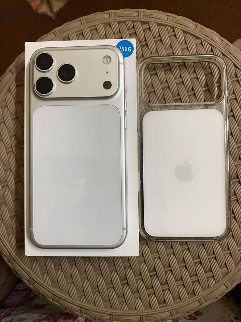 iphone 17 pro max 1