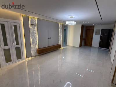 Apartment for sale in Madinaty 124m² with luxury finishing and direct view of the stream and villas