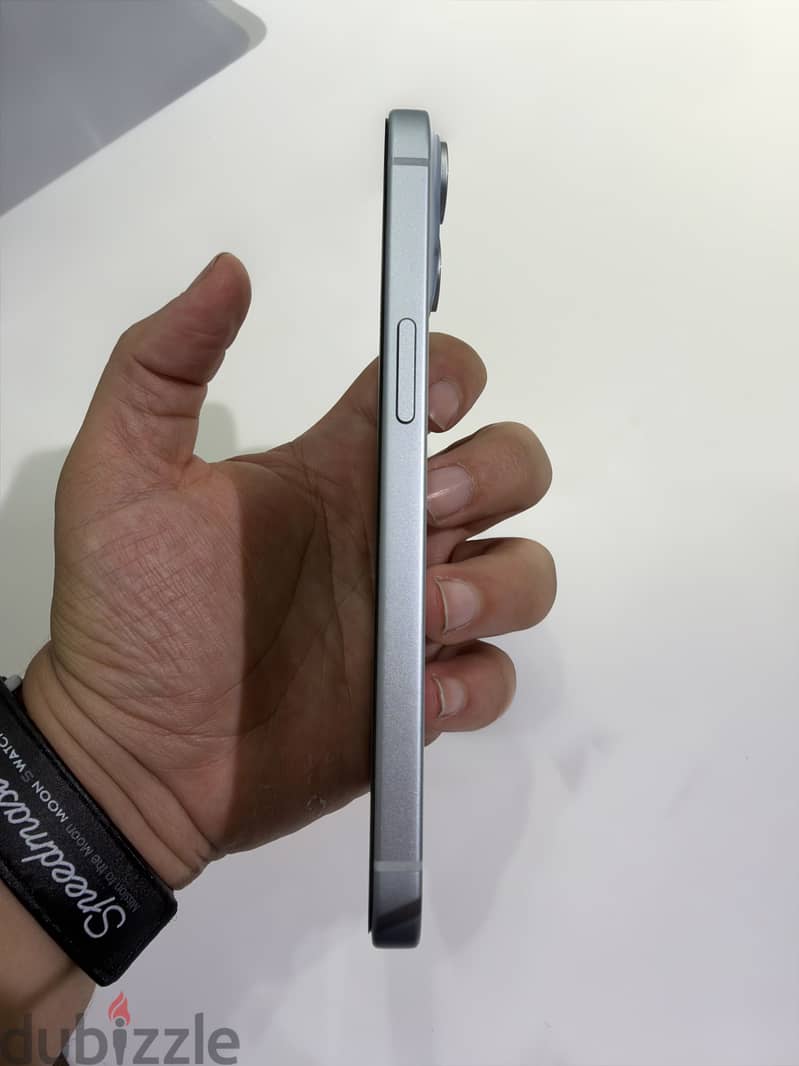Apple - iPhone 15 2