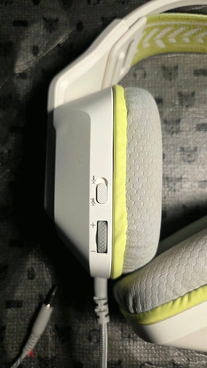 Onikuma X13 White 3