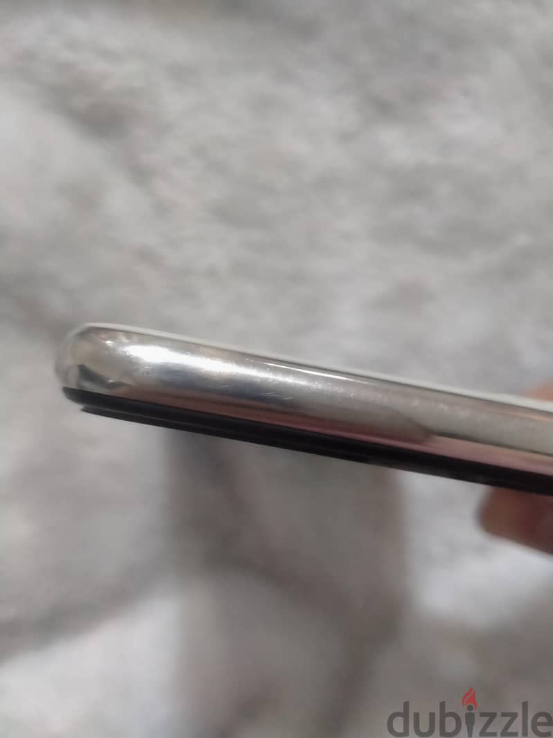 Apple - iPhone 11 Pro Max 2