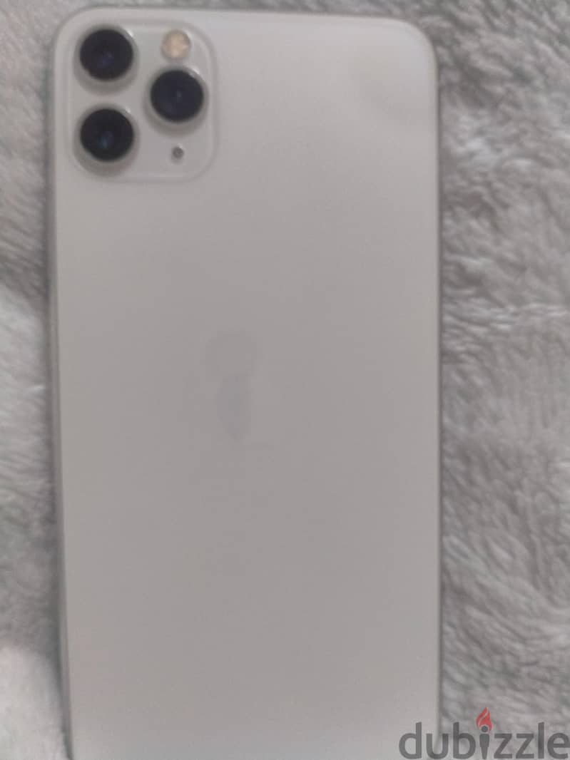 Apple - iPhone 11 Pro Max 3