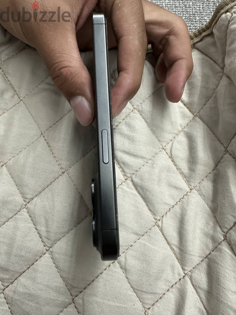 Apple - iPhone 15 Pro 4