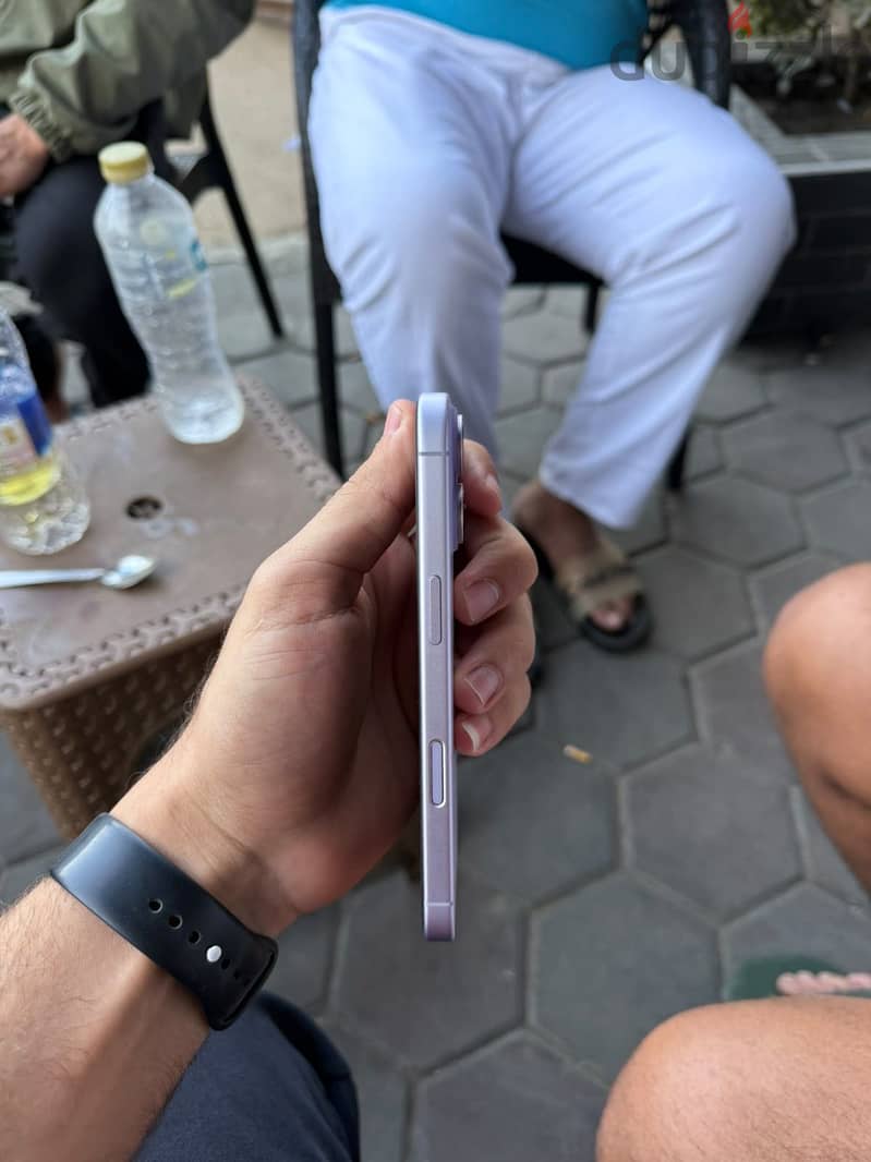 Apple - iPhone 17 8