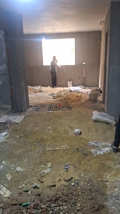 شقة ١٥٥م نصف تشطيب للبيع خلف بنزينة التعاون فيصل