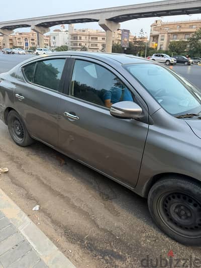 Nissan Sunny 2020