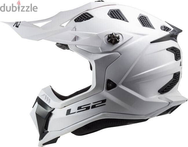 Helmet off road 1