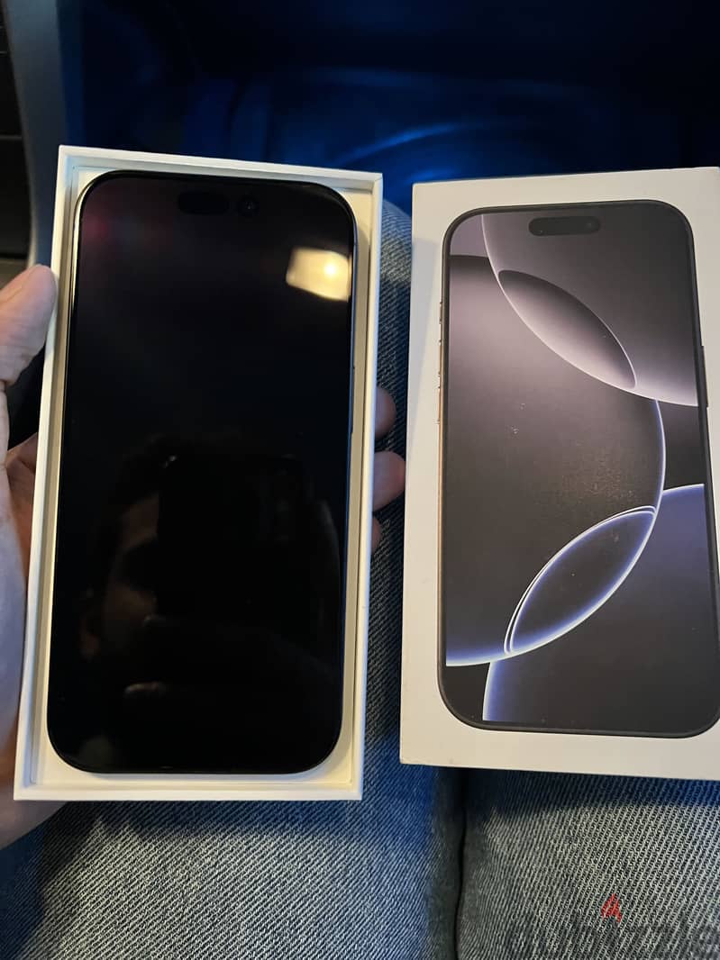 Apple - iPhone 16 Pro 2