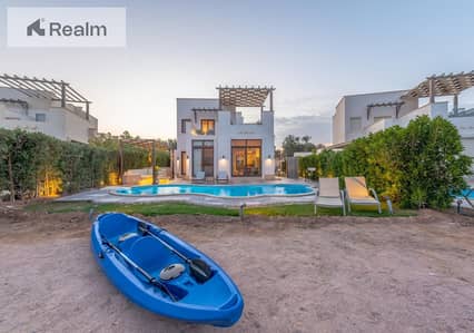 Stand Alone Fully Furnished With Pool prime Directly on the lagoon in Cyan (Elgouna)