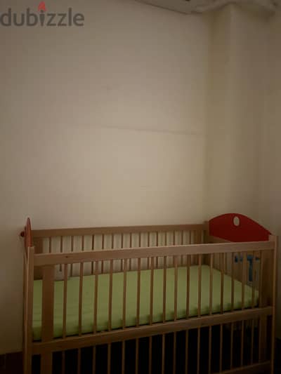 Baby crib / bed - سرير