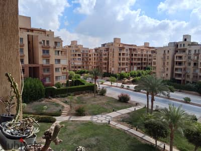 روف ايجار فاضي كمبوند جاردن هيلز ٦اكتوبر التوسعات الشمالية عبارة عن غرفة وحمام  وتراث كبير ٧٥٠٠ج قيمة الإيجار الشهري