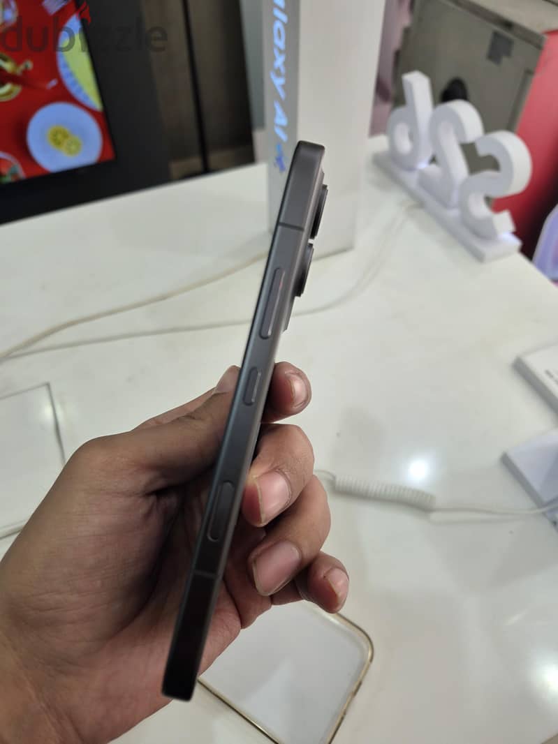 Honor 600 2