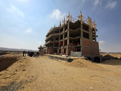 apartment with a garden for sale 167m + 67m in Kardia Compound New Capital R8