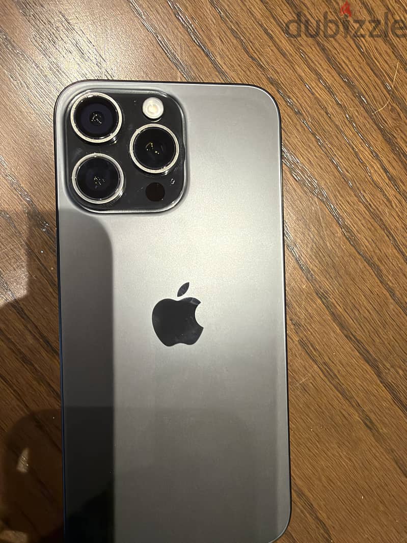 Apple - iPhone 15 Pro Max 1