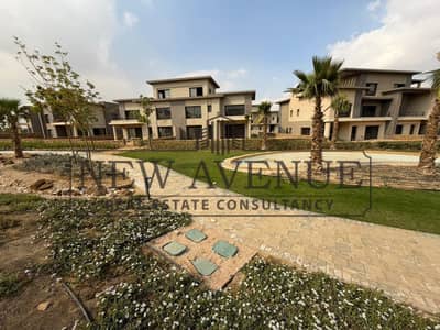 توين هاوس بروف بحري عل مساحات خضراء في سكارلت سوان ليك ريزيدنس حسن علام التجمع الخامس Swanlake residence SLR