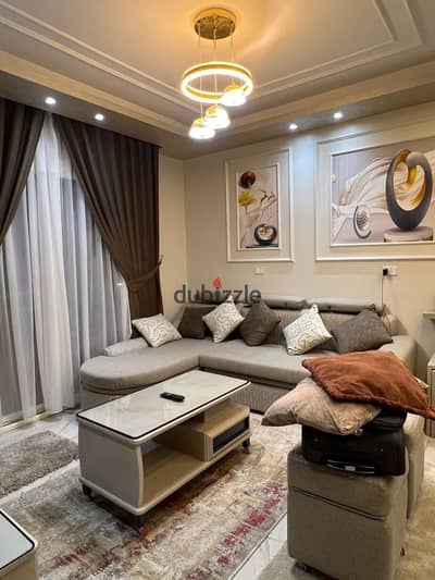 شقة مميزة للإيجار في مدينتي – سكن راقٍ وراحة استثنائية في موقع مميز