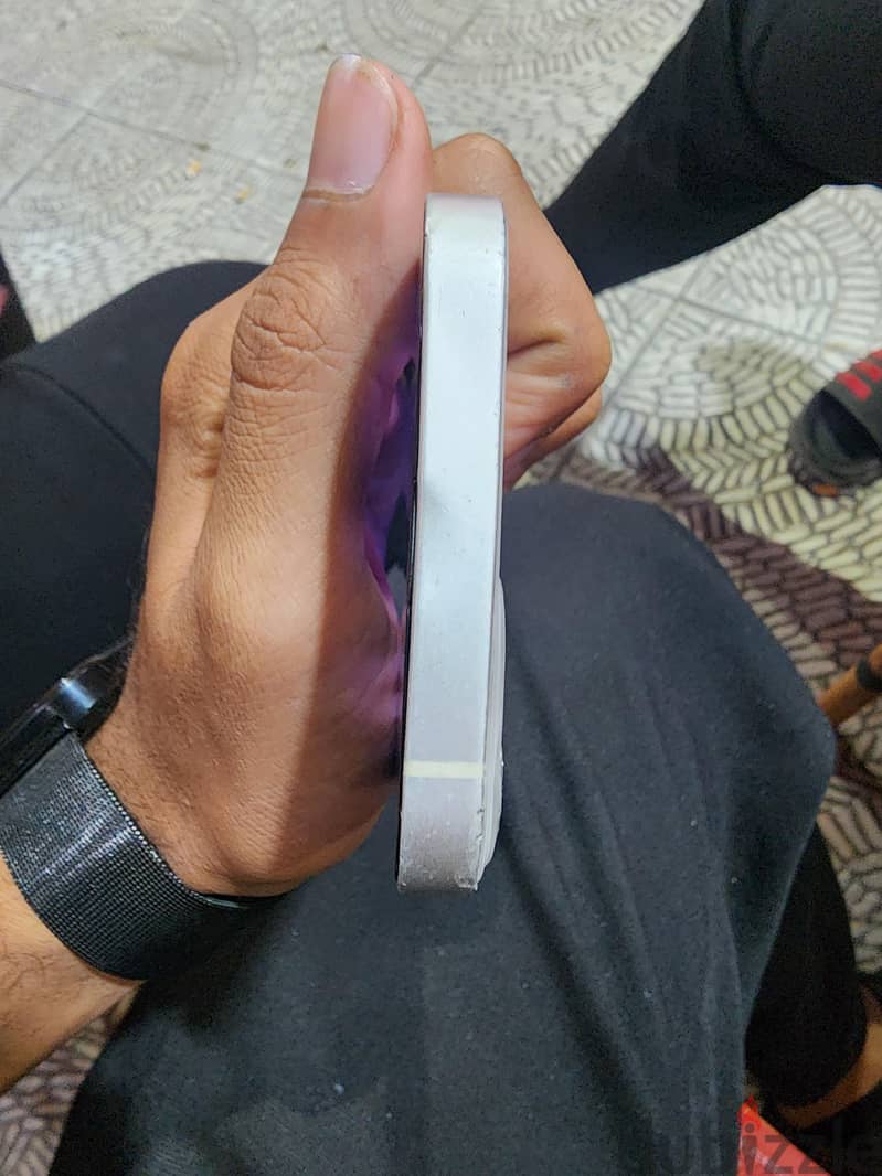 Apple - iPhone 13 2