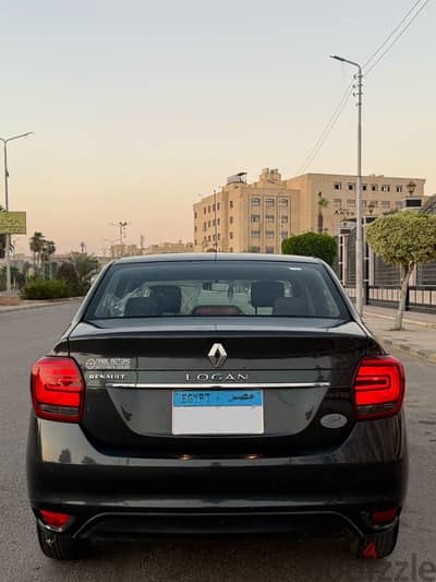 رينو لوجان 2019