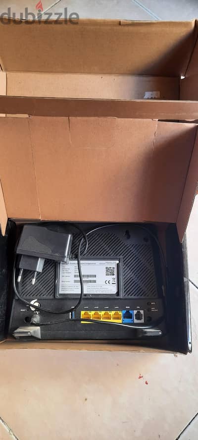 للبيع راوتر WE Zyxel VDSL AC1200  بحالة جيدة جدا