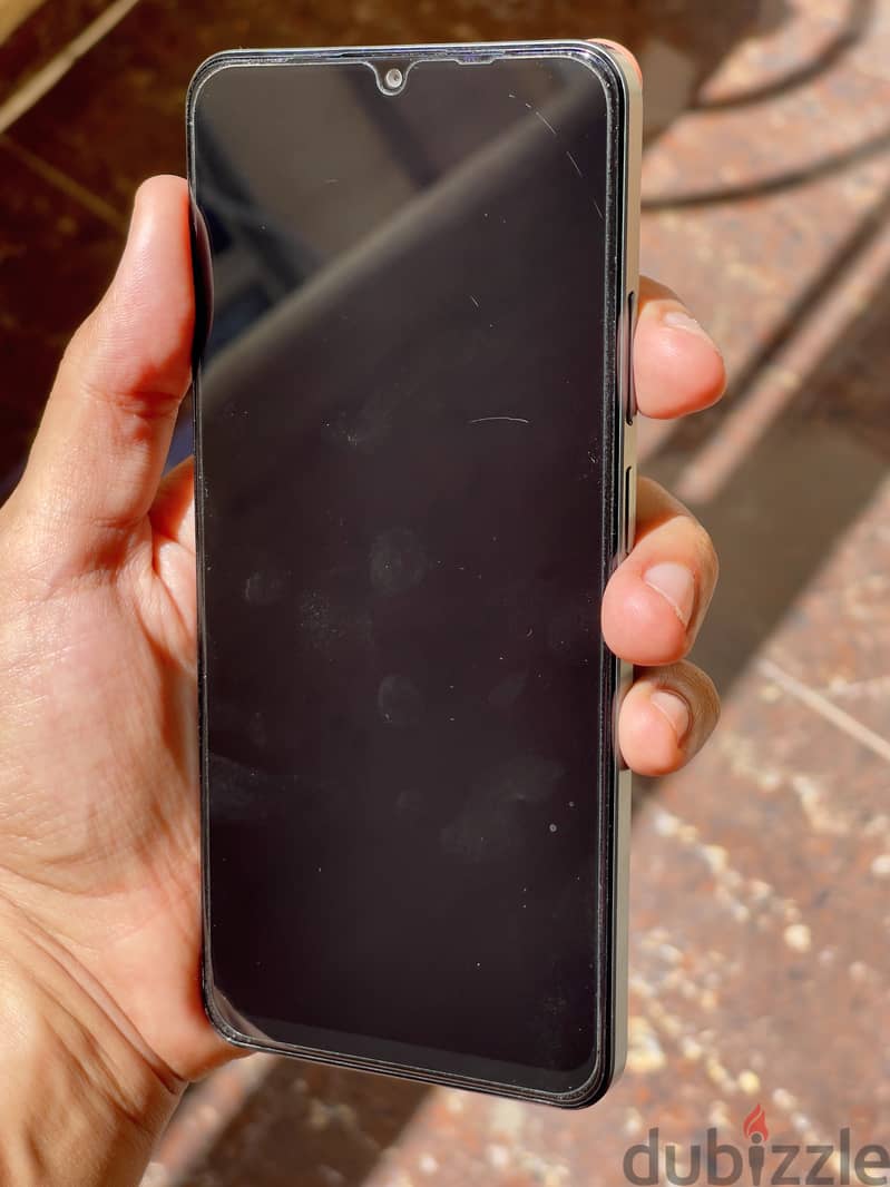 Realme C61 5