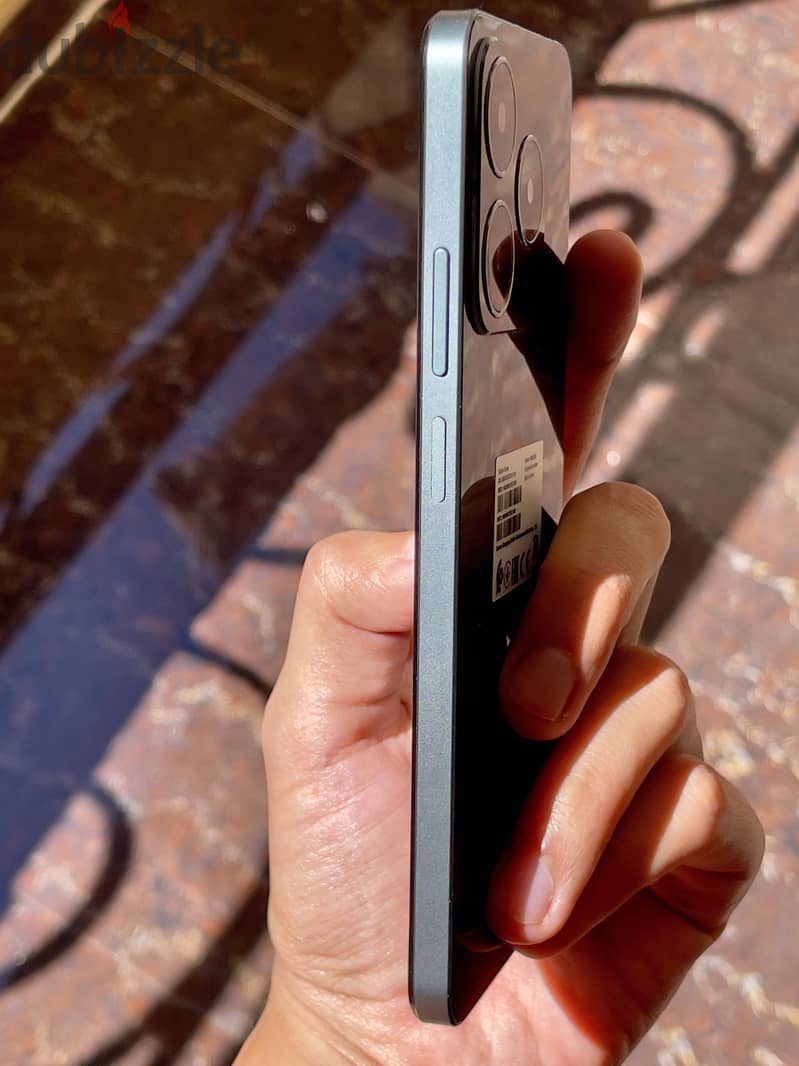 Realme C61 8