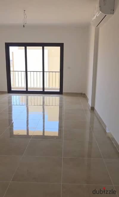 شقة مكيفه بالكامل بالمطبخ للإيجار – فيفث سكوير المراسم
