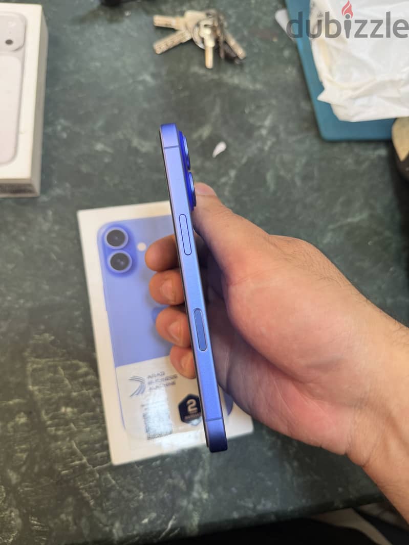 Apple - iPhone 16 2