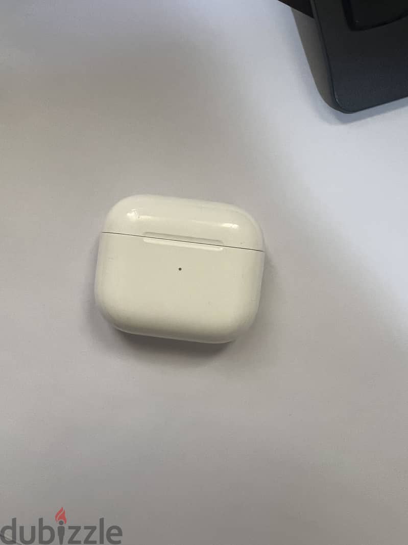 Apple AirPods (3rd generation) 3