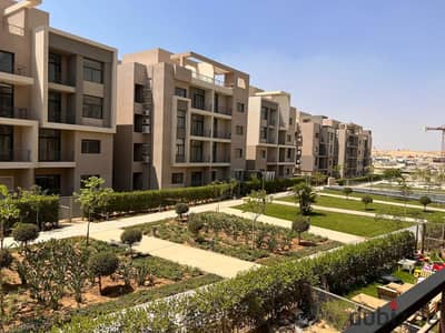 Premium first use apartment semi furnished for rent in fifth square Elmarasem