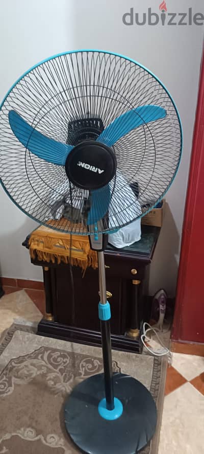مروحه عامود مقاس ١٨
