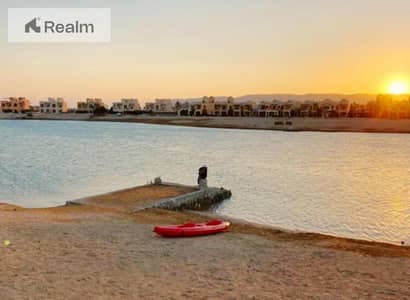 Ground apartment | panoramic lagoon view | Furnished Ground apartment | panoramic lagoon view | Furnished