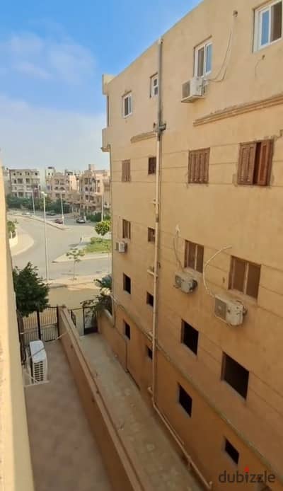 Apartment for Sale – District 5, El Shorouk City