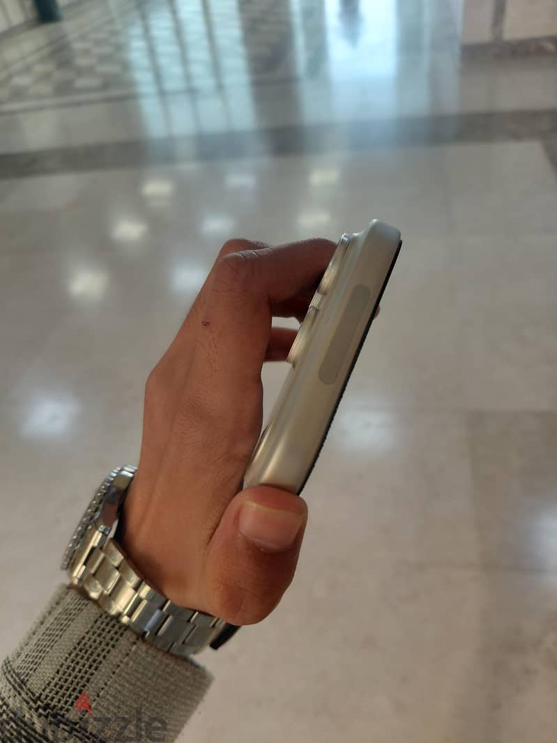Apple - iPhone 17 Pro Max 4