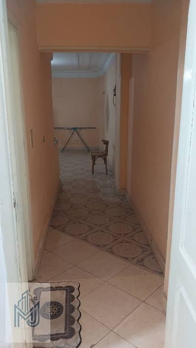 Apartment for sale in 6th October, the third neighborhood, adjacent to the Higher Institute of Technology and the National Bank