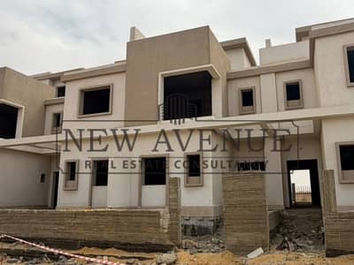 تاون هاوس وسط جاهز للسكن، للبيع في إل بوسكو سيتي في مدينة المستقبل -  Bosco City in Mostakbal City