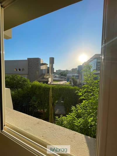 Luxury apartment for sale in The Address Compound – Sheikh Zayed