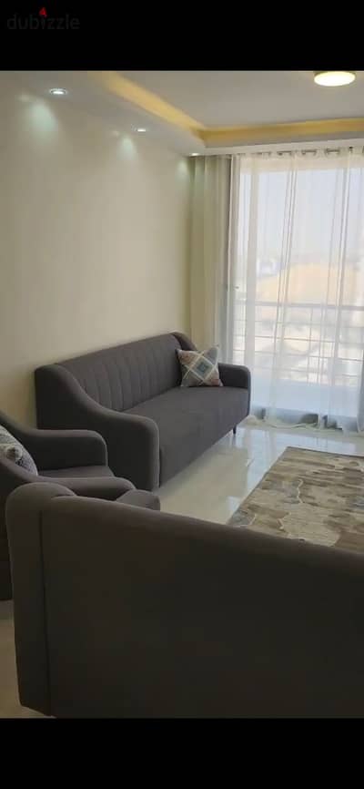 استديو مفروش للايجار في كمبوند ريحانه افينيو