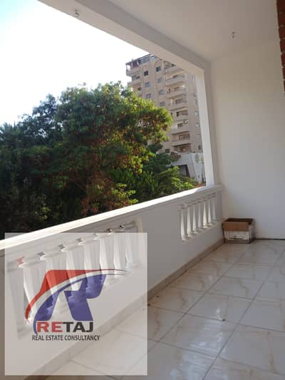 شقة للايجار السكني قرب جنينة مول وبين عباس العقاد والطيران تشطيب حديث