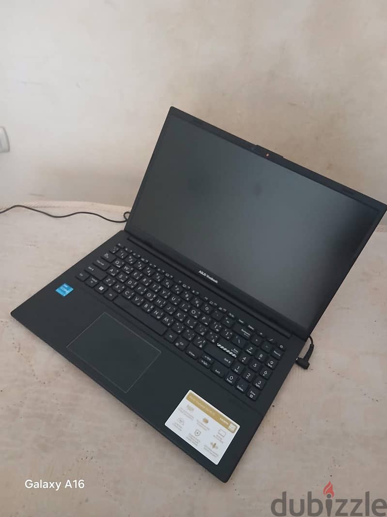 Asus vivobook 1
