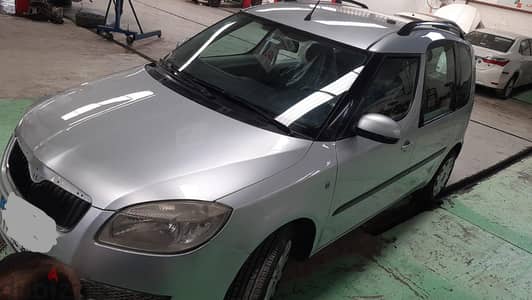Skoda Roomster 2009 SUV