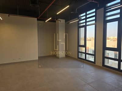 fully finished Office 70m for rent in District 5 new cairo