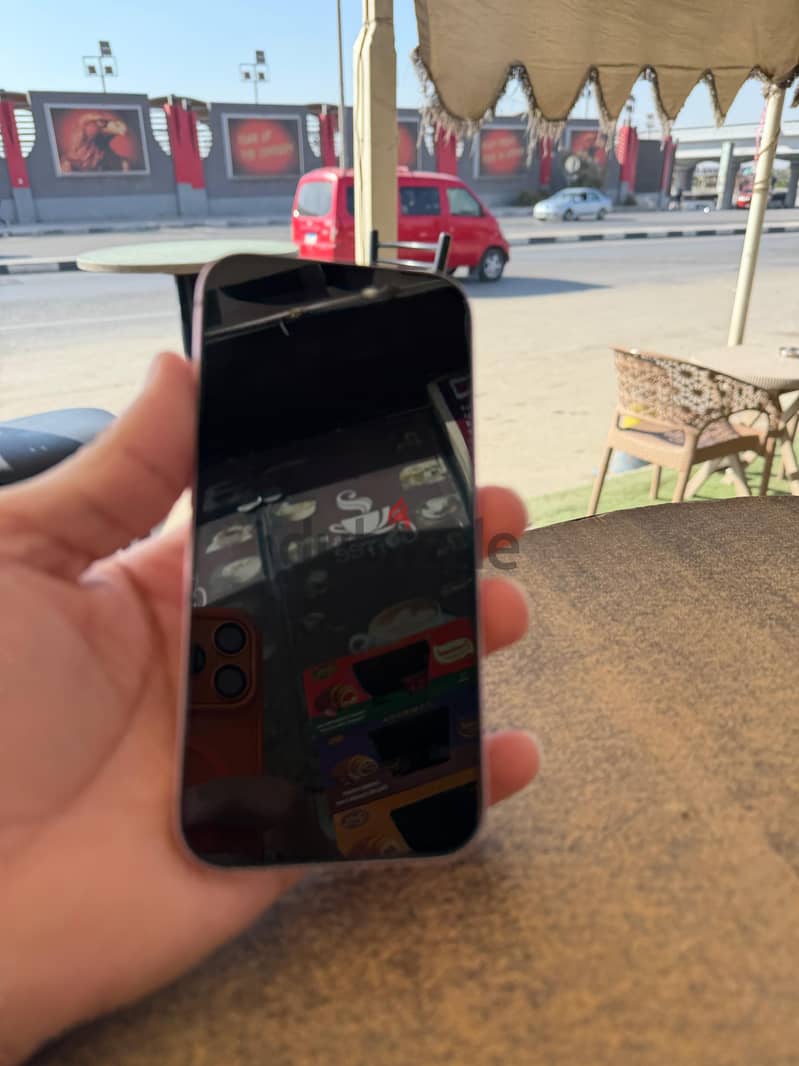 Apple - iPhone 15 4