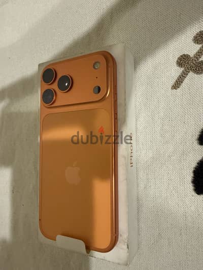 آبل - آيفون 17 برو ماكس